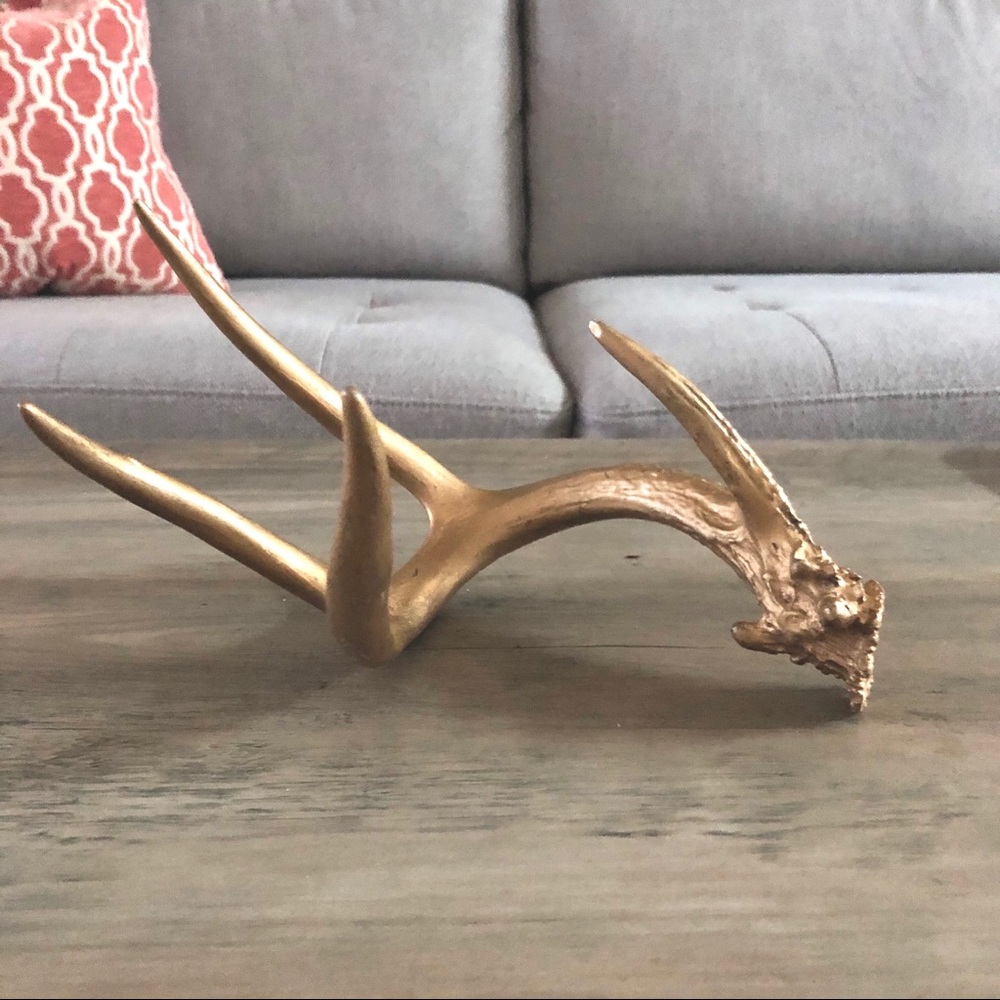 Decorative gold deer antler